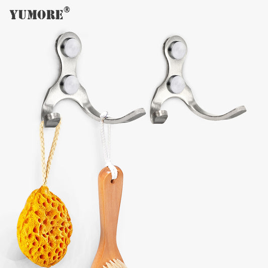 Double coat hooks